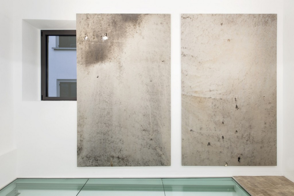 Tiziano Martini, 2015, untitled, soil, dirt, rust, plant debris and vinilic on non-woven fabric mounted on wooden stretcher bars, installation view, photo Andrea Rossetti, installation view